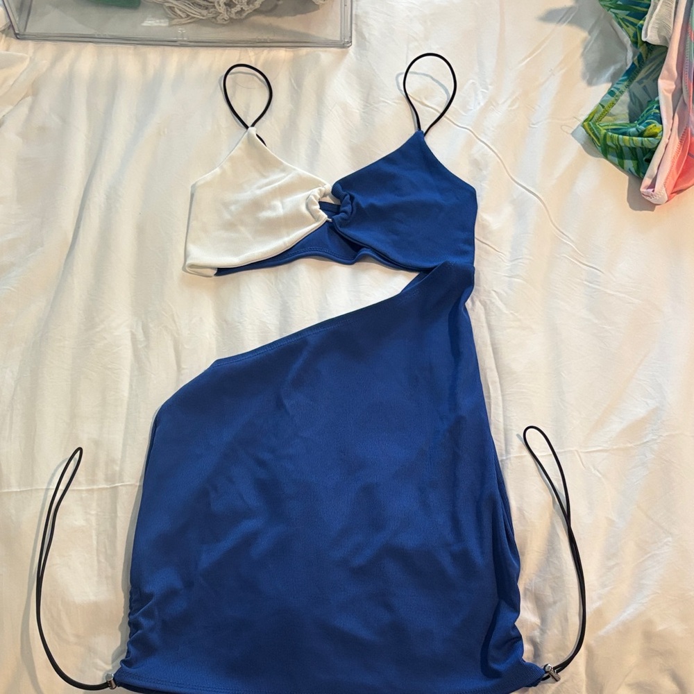 Cutout dress